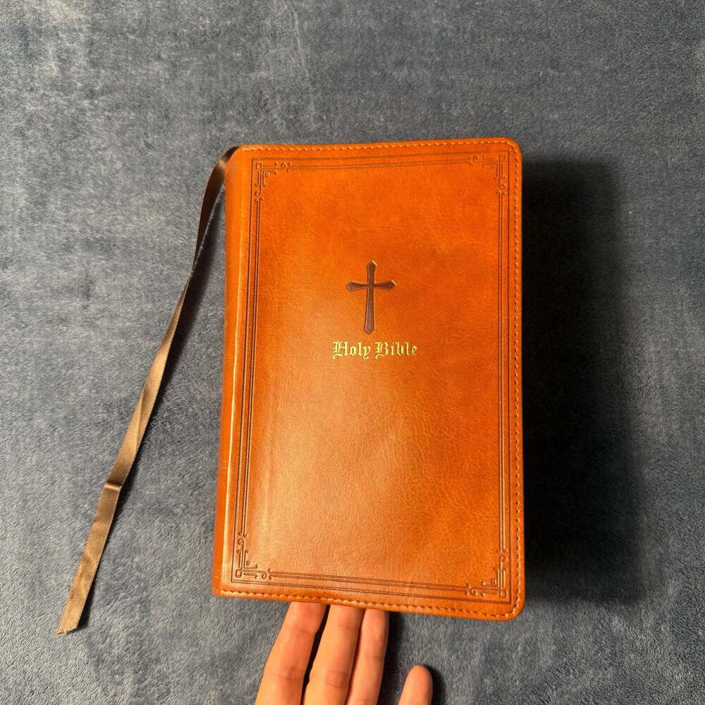 Thomas Nelson KJV Personal Size Giant Print Reference Bible, Brown Leathersoft